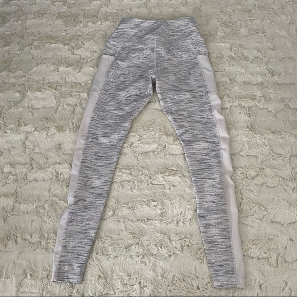 Tesla Gray/White Pocket Leggings Size Small - Picture 4 of 4